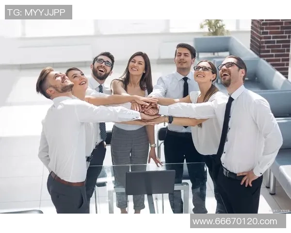 杭州足球队团队协作能力显著提升创新高助力球队崛起